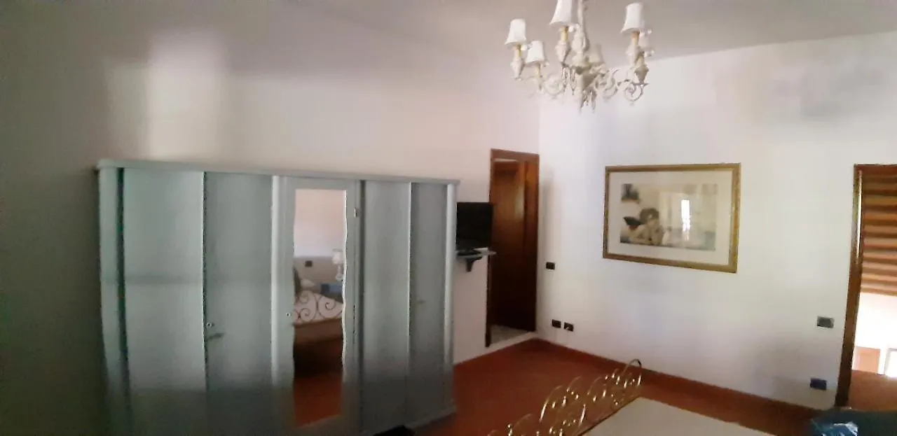 Casa Alla Madonna San Gimignano 0*,  Itália